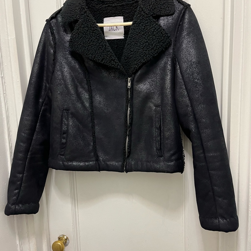 Black jacket sheepskin
